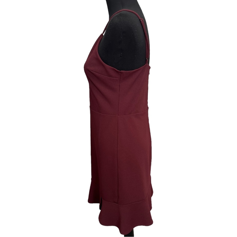 Express Maroon Cocktail Dress. Women’s size Medium - Picture 2 of 8